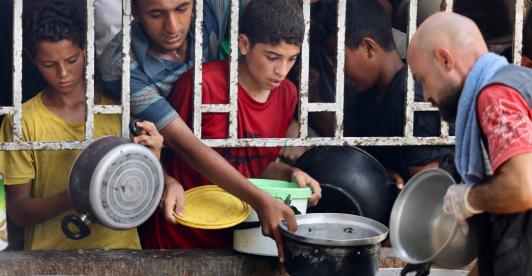 Exhortan detener la crisis de ayuda y alimentos en Gaza. / Foto: AFP.