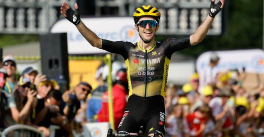 El campeón del Giro 2025 se quedó con la décima etapa del Tour de Francia