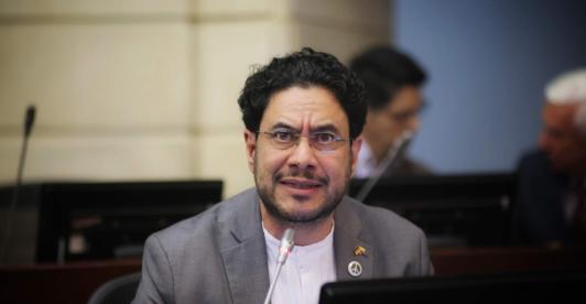 Iván Cepeda evalúa impugnar fallo que deja en libertad a Álvaro Uribe