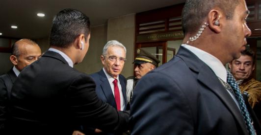Víctimas del caso Uribe denunciarán al expresidente y sus hijos por injuria, calumnia y amenazas