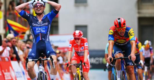 El francés David Gaudu ganó la tercera etapa de La Vuelta 2025