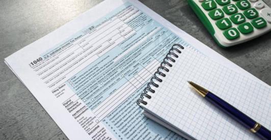 ¿Debo presentar declaración de renta? Revise si está obligado y cuándo vence su plazo
