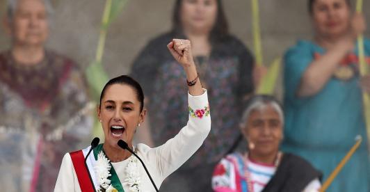 Sheinbaum cumple un año como presidenta de México con alta popularidad