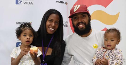 ​​Familia venezolana beneficiada.  ​