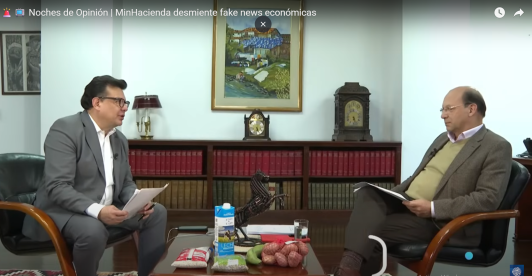 Ministro de Hacienda, Germán Ávila en entrevista con Hollman Morris en Noches de Opinión