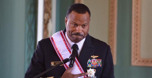 Renuncia comandante Alvin Holsey de EE.UU.en medio de controversia por ataques en el Caribe