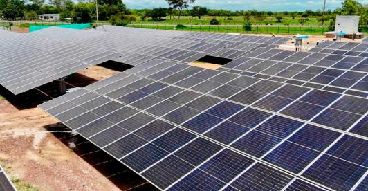La iniciativa del Departamento Nacional de Planeación busca transformar el sistema de subsidios y promover autogeneración de energía limpia en los estratos 1, 2 y 3 entre 2026 y 2030.
