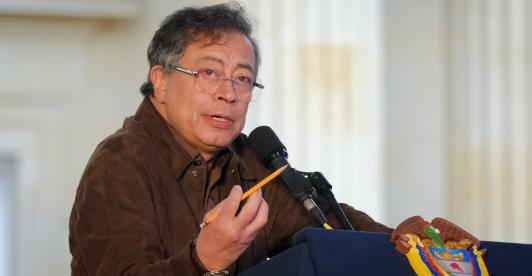 Presidente Petro anuncia reducción casi total en el crecimiento de cultivos de hoja de coca en Colombia