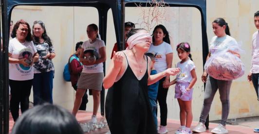 La Ley 2364 de 2024 reconoce el rol de las mujeres buscadoras y a partir de este año, cada 23 de octubre se recordará el enorme aporte que hacen estas mujeres a la construcción de paz en el país tras el conflicto armado.