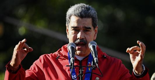 Venezuela ordena despliegue militar ante amenazas de EEUU