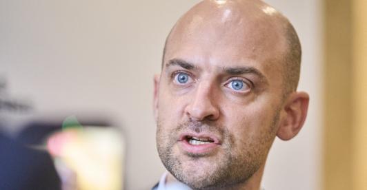 Ministro de relaciones exteriores de Francia.