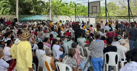 En los municipios de Santa Marta y Pivijay, en el departamento e Magdalena, la Unidad para las Víctimas entregó 647 indemnizaciones administrativas, mientras que en Ciénaga se realizó la entrega de 357 indemnizaciones judiciales.