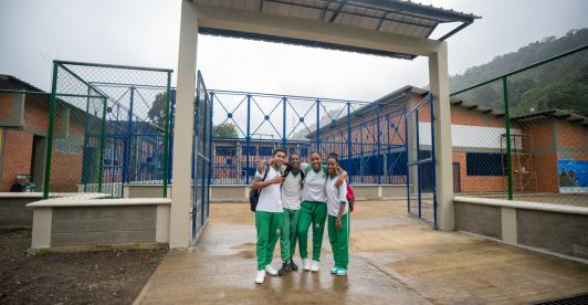 Colegio Luis López de Mesa en Bahía Solano.