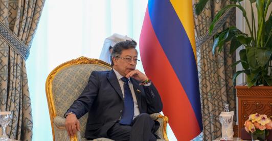 El primer mandatario afirmó que no permitirá usar territorio colombiano para una invasión en Venezuela y llamó a resolver el conflicto del vecino país de forma pacífica. 