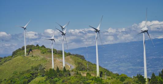 La membresía en el Banco Asiático permitirá a Colombia financiar proyectos en energía, infraestructura digital y resiliencia climática, con el finde fortalecer el desarrollo del país. 