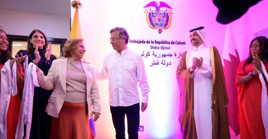 Durante su visita a Doha, Qatar, el primer mandatario destacó la importancia del diálogo cultural y condenó el genocidio en Palestina, que continua en cobrando vidas en la franja Gaza. 