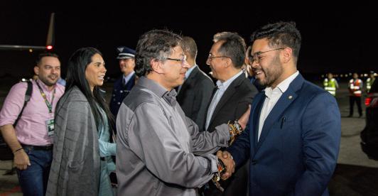 Colombia impulsa en la COP 30 la eliminación de combustibles fósiles, el reconocimiento de la biodiversidad y una reforma financiera que no endeude más a los países del sur global. 