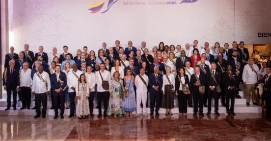 Presidente inaugura IV Cumbre CELAC-UE con llamado urgente a frenar 'la barbarie' global