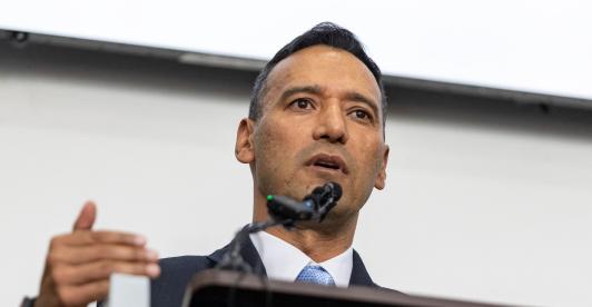 'La denuncia del senador Alejandro Chacón se atiende con absoluta prioridad y rigor institucional': ministro Pedro Sánchez 