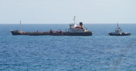 Buque petrolero. / Foto: AFP.