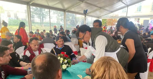 Ministros sirvieron en Banquete Navideño 2025 con población excluida