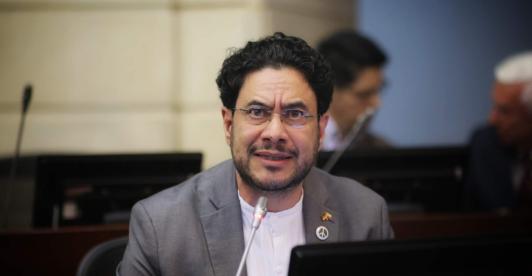 "La ambición y el resentimiento convirtieron a Leyva en enemigo de la paz y la democracia": Iván Cepeda