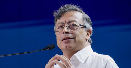 Resultados económicos descartan la retórica de oposición: Petro.