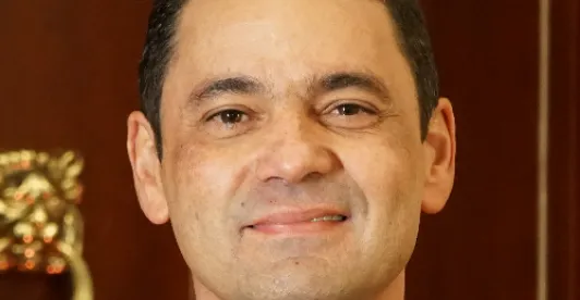 Ape Cuello estaría cambiando votos presuntamente por agua en Aguachica, Cesar, según denuncias en redes sociales