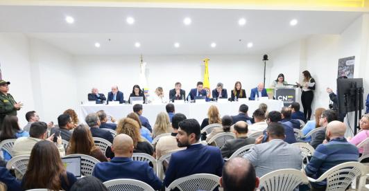 CNE no definió participación de Iván Cepeda en la próxima consulta.