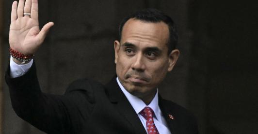 Congreso del Perú removió al presidente José Jerí.