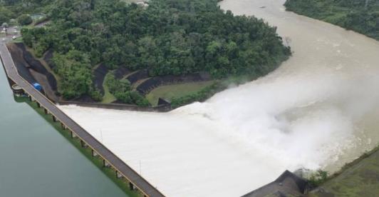 8 Embalses del país rozan su capacidad máxima en medio de la emergencia por lluvias