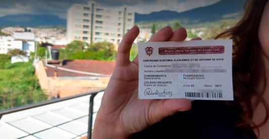 Beneficios de votar 2026: Descuentos y media jornada de descanso