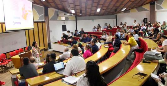 Gobierno capacitó empresarios del Catatumbo en Obras por Impuestos.