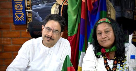 Iván Cepeda anunció a Aída Quilcué como su fórmula vicepresidencial.