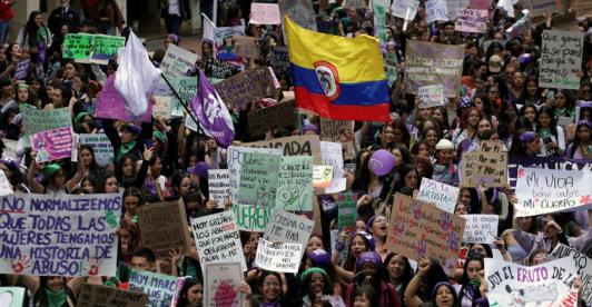 Marchas de conmemoración del 8M. / Foto: AFP.