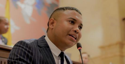 Miguel Polo Polo enfrenta incidente de desacato por no disculparse con madres de falsos positivos de Soacha