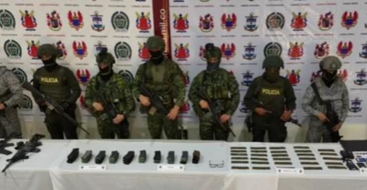 Material de guerra incautado. / Foto: Ejército.