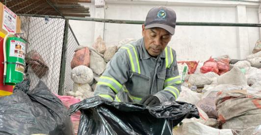 Colombia conmemora el Día del Reciclador y destaca su papel clave en la economía circular