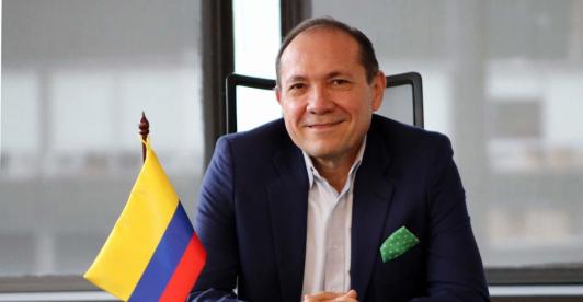 Gobierno no descarta aplicar el salario móvil si el Banco de la República sigue subiendo tasas de interés