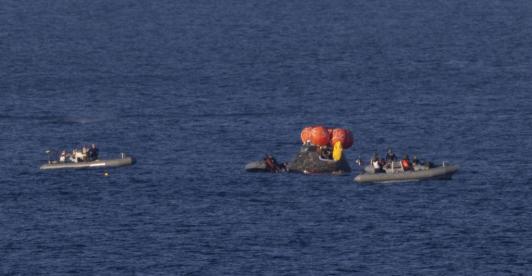 Artemis II ameriza en el Pacífico y cierra la misión lunar.