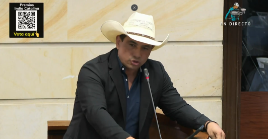 Corte Suprema abre investigación contra Alirio Barrera, jefe de Debate de Paloma Valencia, por acto sexual violento