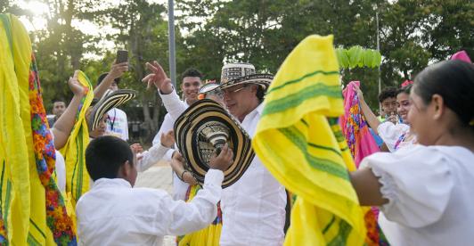Colombia redujo pobreza multidimensional: 793.000 personas menos.