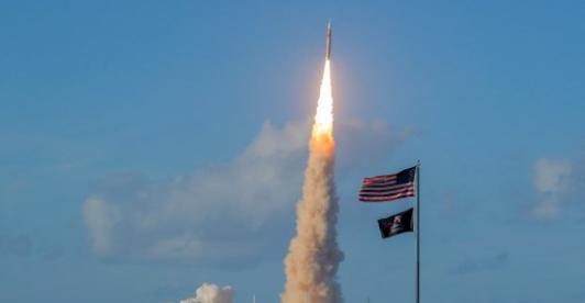 Despegó la misión Artemis II con dirección a la Luna.