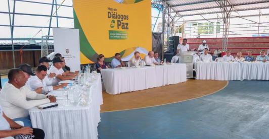 Gobierno avanza en diálogos de paz con la Coordinadora Bolivariana, división de la Segunda Marquetalia de las FARC