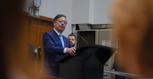 Energía fósil arruina la agricultura y la industria: presidente Petro