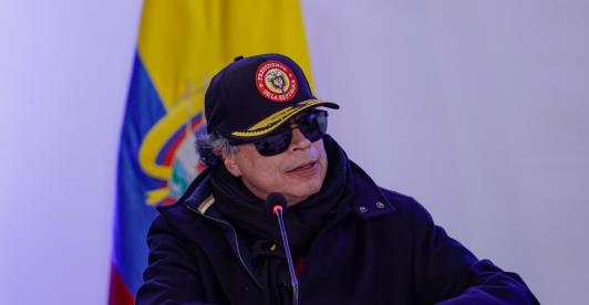 Noboa le está entregando la frontera a la mafia: Petro sobre Ecuador.