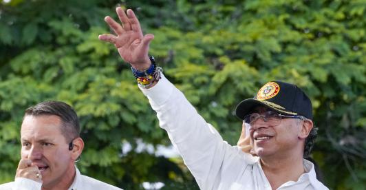 Petro fija meta de cobertura total en educación superior