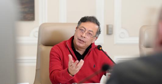 Presidente Petro aumentará de nuevo el salario mínimo si el Banco de la República insiste con alza de tasa de interés