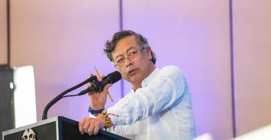 Presidente Petro se declara escéptico de las cumbres climáticas