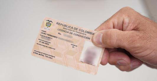 Colombia cambia las reglas en el acceso a la licencia de conducción: así funcionará el nuevo sistema